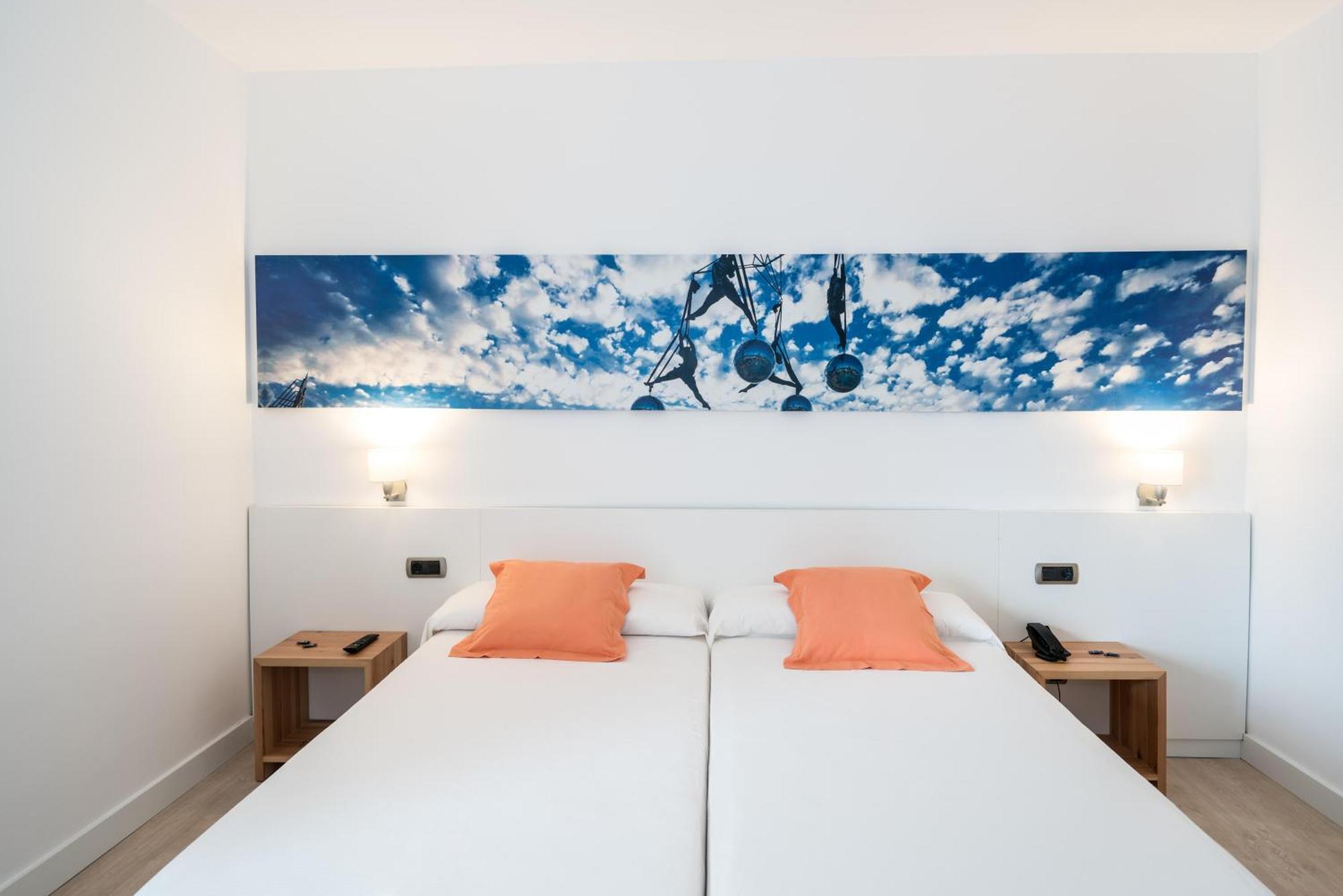 Thb Ocean Beach - Adults Only Sant Antoni de Portmany Екстериор снимка
