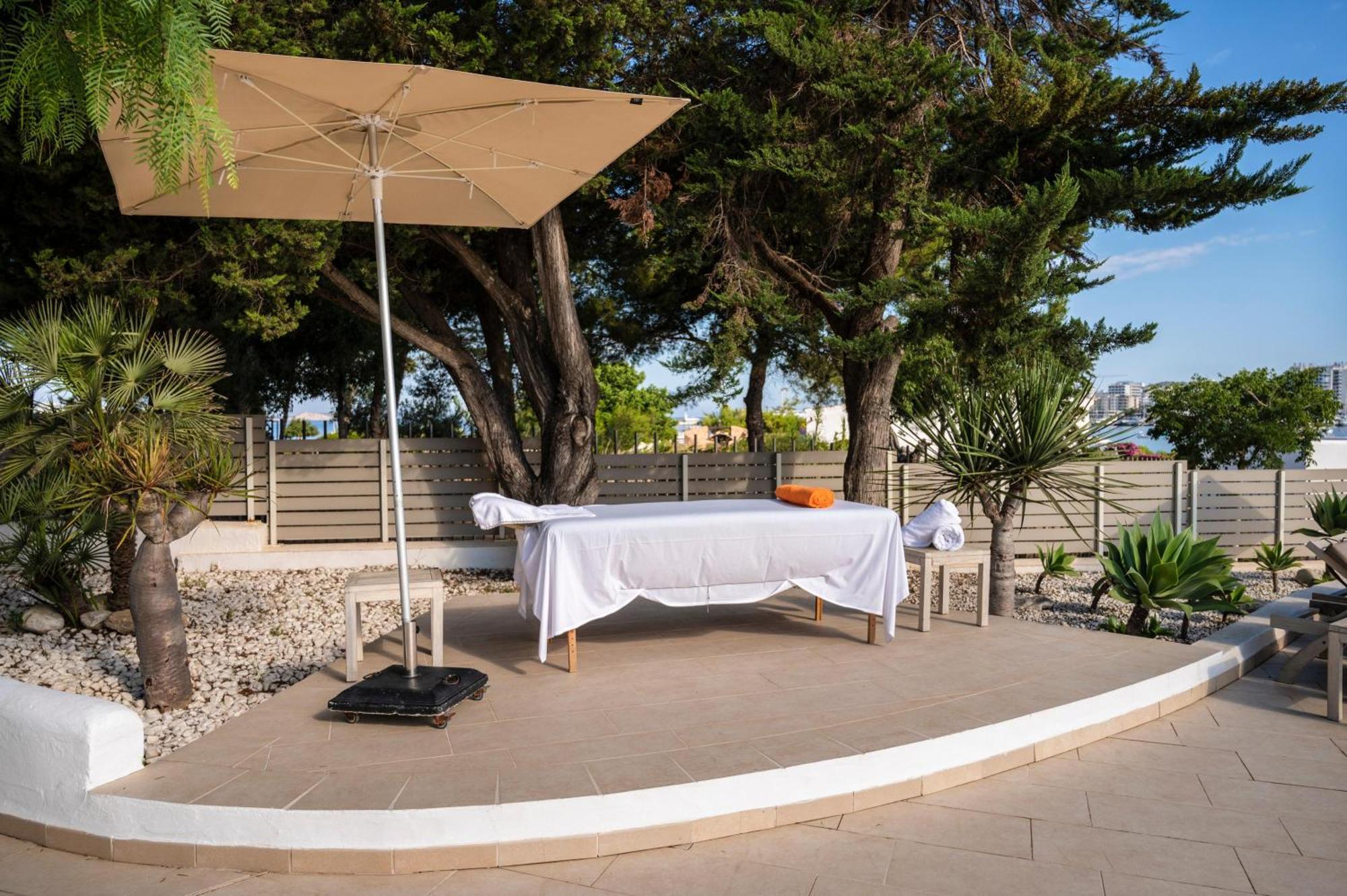 Thb Ocean Beach - Adults Only Sant Antoni de Portmany Екстериор снимка
